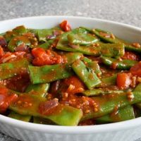 Green Beans In Spicy Tomato Sauce