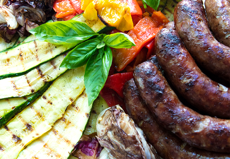 Grilled Red Wine Marinated Sausages With Vegetables