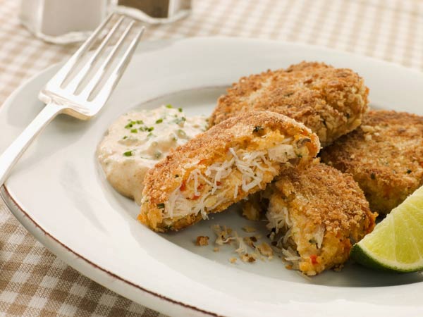 Crab Cakes With Spicy Mayonnaise
