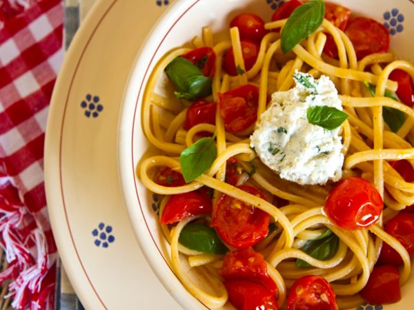Pasta With Cherry Tomatoes and Herbed Ricotta | Italian Food Forever