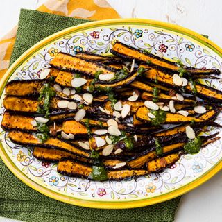 Caramelized Roasted Carrots With Parsley Almond Pesto