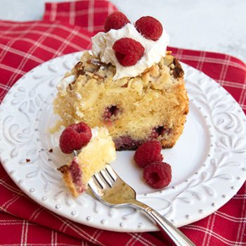 Raspberry Cake With Almond Streusel | Italian Food Forever