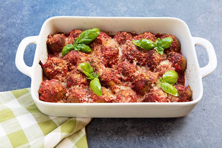 Vegetarian “Meatballs” Made From Egglant & Cannellini Beans