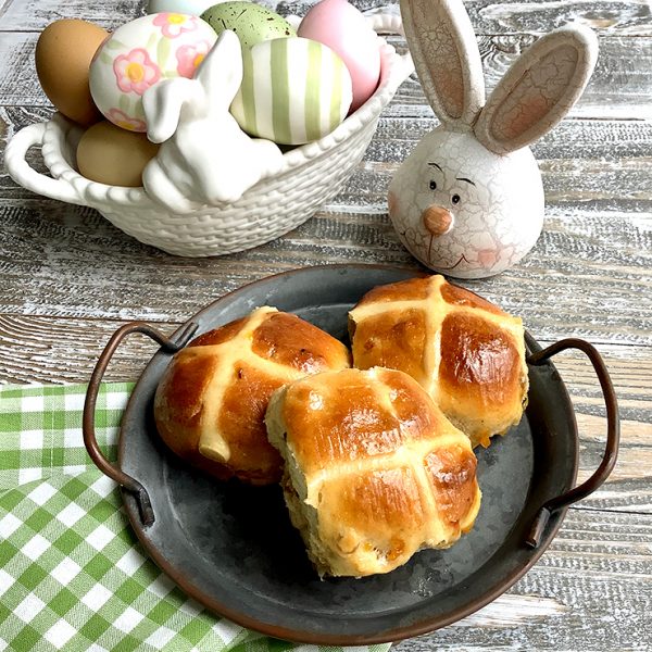 Hot Cross Buns | Italian Food Forever